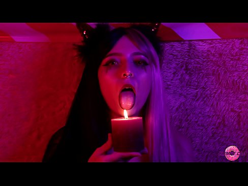 ❤️ Strastno fafanje seksi sukuba z izpolnjenimi usti ❤️❌ Porno fb na sl.naughtyhentai.ru ❌️❤